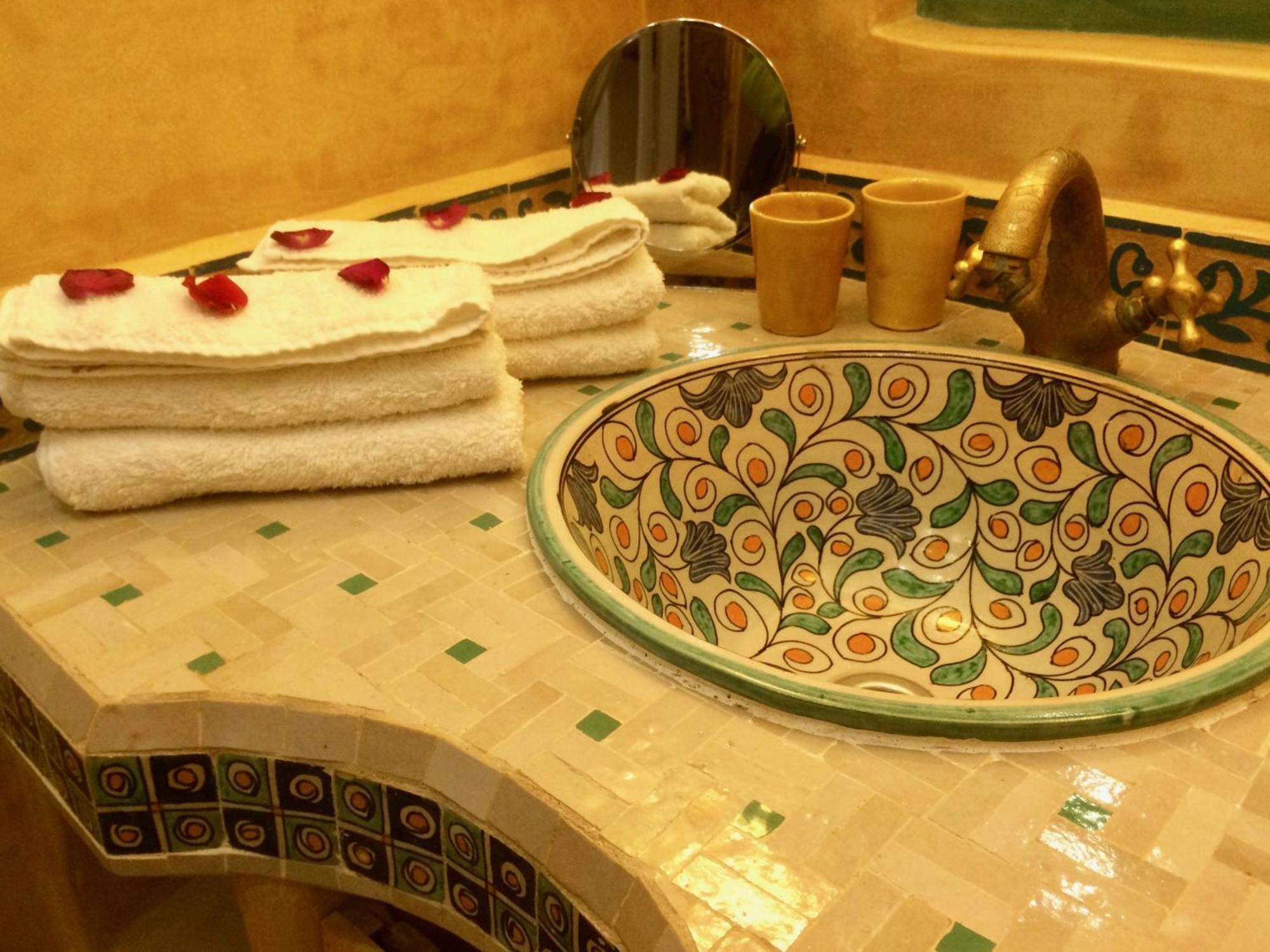 Au Riad Laylati Suvayr Dış mekan fotoğraf